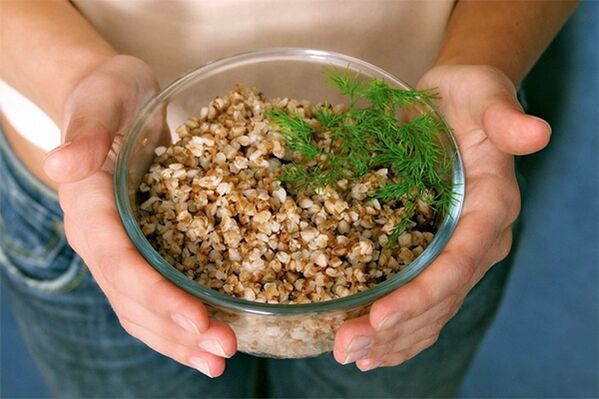 pāreti buckwheat
